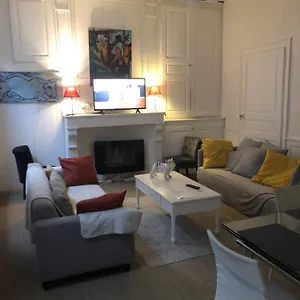 victor-hugo-1g.hotels-rhonealpes.com/
